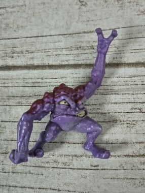 1998 Kenner Small Soldiers Nibble action figure